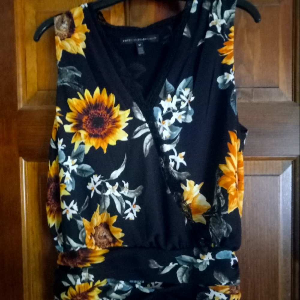 White House Black Market sleeveless blouse